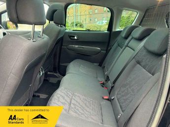 Peugeot 3008 1.6HDI ALLURE MPV