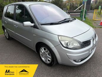 Renault Megane DYNAMIQUE S VVT 111 SCENIC