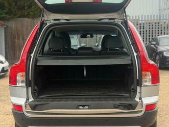 Volvo XC90 2.4 D5 SE Lux Geartronic AWD 5dr