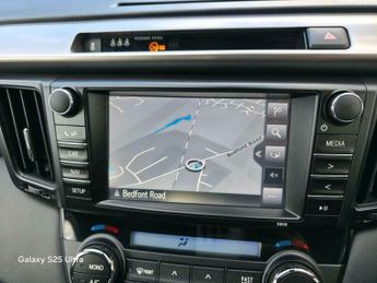 Toyota RAV4 2.5 VVT-h Icon Tech CVT Euro 6 (s/s) 5dr