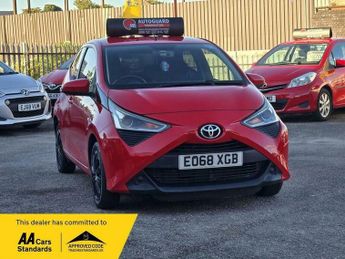 Toyota AYGO 1.0 VVT-i x-play x-shift Euro 6 5dr