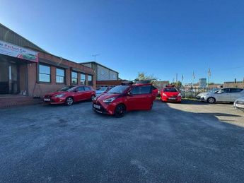Toyota AYGO 1.0 VVT-i x-play x-shift Euro 6 5dr
