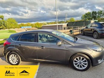 Ford Focus 1.0T EcoBoost Titanium Auto Euro 6 (s/s) 5dr