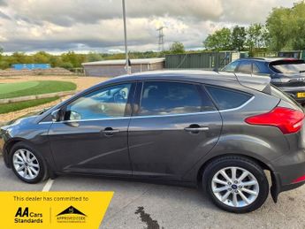 Ford Focus 1.0T EcoBoost Titanium Auto Euro 6 (s/s) 5dr