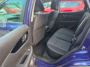 Nissan Qashqai 1.2 DIG-T Acenta 2WD Euro 5 (s/s) 5dr
