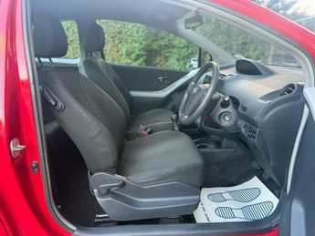 Toyota Yaris 1.0 VVT-i Ion 3dr