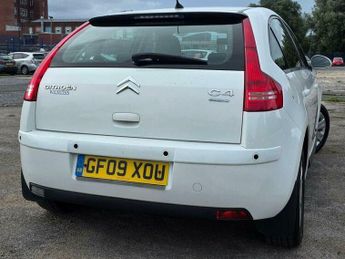 Citroen C4 1.6 HDi Airdream + Hatchback 5dr Diesel Manual Euro 4 (92 ps)