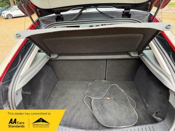 Ford Focus 1.6 Zetec 3dr