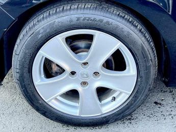 Renault Clio 1.2 16V Dynamique MediaNav Euro 5 5dr