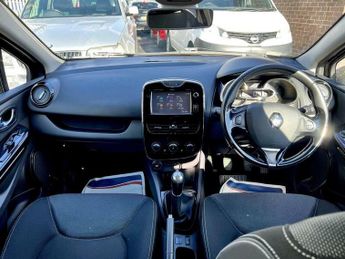Renault Clio 1.2 16V Dynamique MediaNav Euro 5 5dr