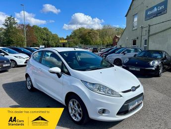 Ford Fiesta ZETEC B/TOOTH+AIR CON+ISOFIX