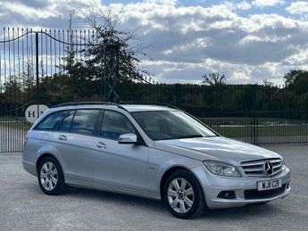 Mercedes-Benz C Class 2.1 C220 CDI BlueEfficiency Executive SE Auto Euro 5 5dr