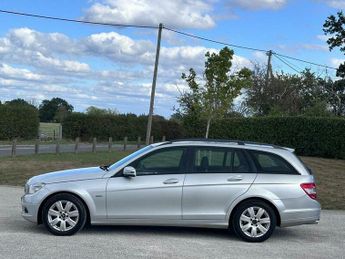Mercedes-Benz C Class 2.1 C220 CDI BlueEfficiency Executive SE Auto Euro 5 5dr