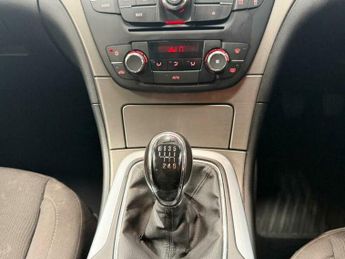 Vauxhall Insignia 2.0 CDTi Exclusiv Nav Sports Tourer Euro 5 5dr