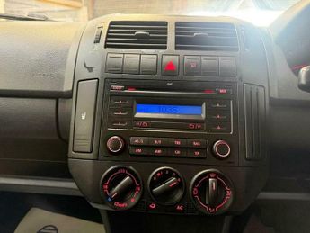 Volkswagen Polo 1.4 S 5dr