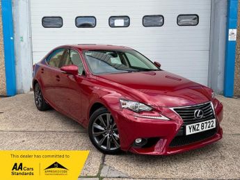 Lexus IS 300h Executive Edition E-CVT (s/s) 4dr