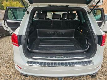 Volkswagen Touareg 3.0 TDI V6 BlueMotion Tech Altitude Tiptronic 4WD Euro 5 (s/s) 5