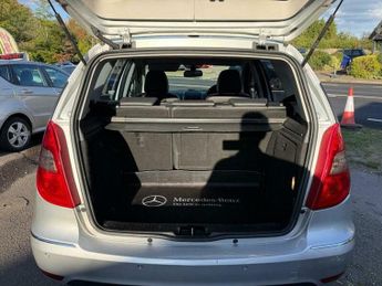 Mercedes-Benz A Class 2.0 A160 CDI Avantgarde SE Hatchback 5dr Diesel CVT (147 g/km, 8