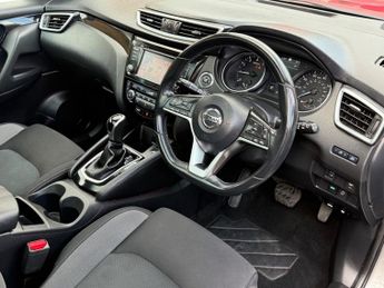 Nissan Qashqai DIG-T N-CONNECTA DCT