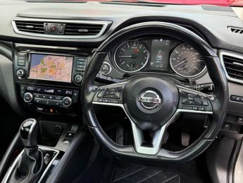 Nissan Qashqai DIG-T N-CONNECTA DCT