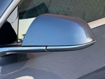 Tesla Model 3 Standard Range Plus Auto RWD 4dr
