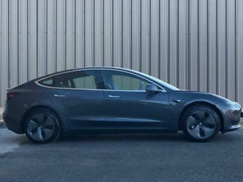 Tesla Model 3 Standard Range Plus Auto RWD 4dr