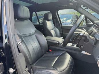Land Rover Range Rover 3.0 D300 MHEV HSE Auto 4WD Euro 6 (s/s) 5dr