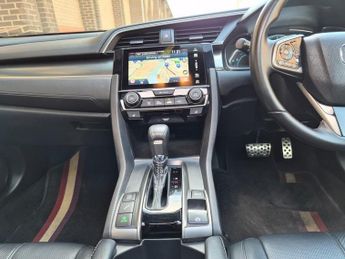 Honda Civic 1.0 VTEC EX