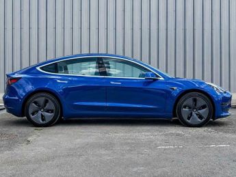 Tesla Model 3 (Dual Motor) Long Range Auto 4WDE 4dr