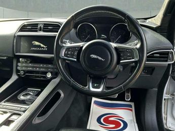Jaguar F-Pace 2.0 D240 R-Sport Auto AWD Euro 6 (s/s) 5dr