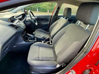 Ford Fiesta 1.0T EcoBoost Zetec Euro 6 (s/s) 5dr