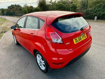 Ford Fiesta 1.0T EcoBoost Zetec Euro 6 (s/s) 5dr