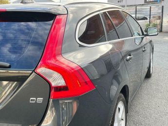 Volvo V60 2.4 D5 SE Lux Geartronic Euro 5 5dr