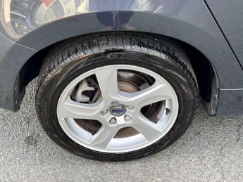 Volvo V60 2.4 D5 SE Lux Geartronic Euro 5 5dr