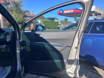 Peugeot 3008 BLUE HDI S/S ALLURE