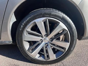 Peugeot 3008 BLUE HDI S/S ALLURE