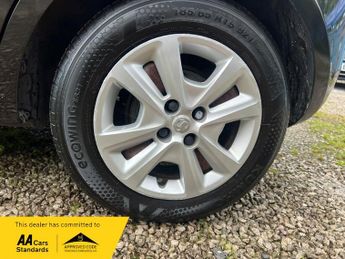 Vauxhall Corsa 1.4i ecoFLEX Design Hatchback 5dr Petrol Automatic Euro 6 (s/s) 