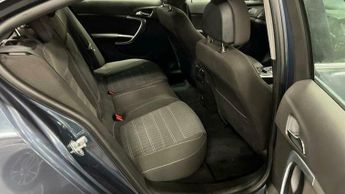 Vauxhall Insignia 2.0 CDTi SRi Nav Auto Euro 5 5dr