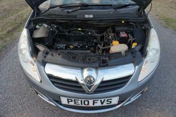 Vauxhall Corsa 1.4i 16v SE 5dr (a/c)