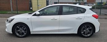 Ford Focus ST-LINE