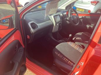 Citroen C1 1.0 VTi Feel Hatchback 5dr Petrol Manual Euro 5 (Euro 5) (68 ps)