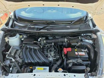 Nissan Juke 1.6 Tekna XTRON Euro 6 5dr