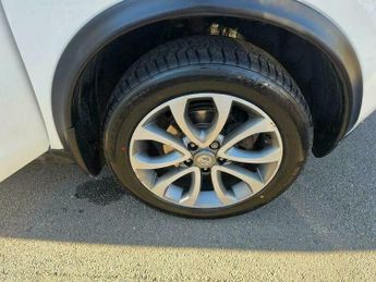 Nissan Juke 1.6 Tekna XTRON Euro 6 5dr