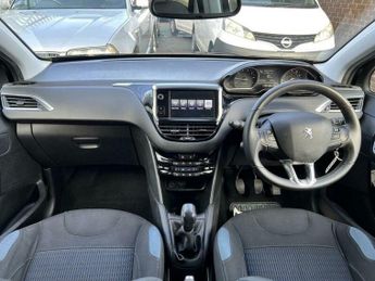Peugeot 208 1.2 VTi PureTech Allure Euro 5 5dr