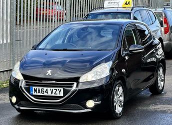 Peugeot 208 1.2 VTi PureTech Allure Euro 5 5dr