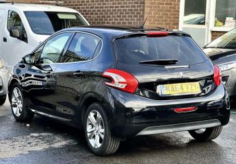 Peugeot 208 1.2 VTi PureTech Allure Euro 5 5dr