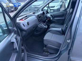Citroen Berlingo CITROEN RELAY L2 5 SEATER CREW VAN WITH AIRCON. 4,995 NO VAT
