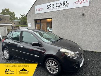 Renault Clio 1.2 Dynamique TomTom Hatchback 5dr Petrol Manual Euro 5 (75 ps)