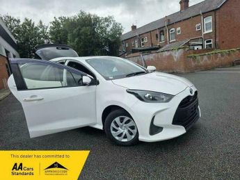 Toyota Yaris 1.5 VVT-h Excel E-CVT Euro 6 (s/s) 5dr