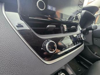 Toyota Corolla 1.8 VVT-h Excel Touring Sports Euro 6
